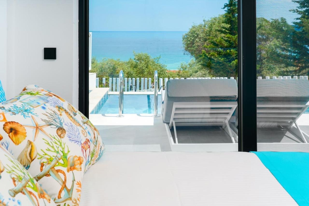 Mythodea Prive Luxury Suites خْريسيا أموذيا المظهر الخارجي الصورة