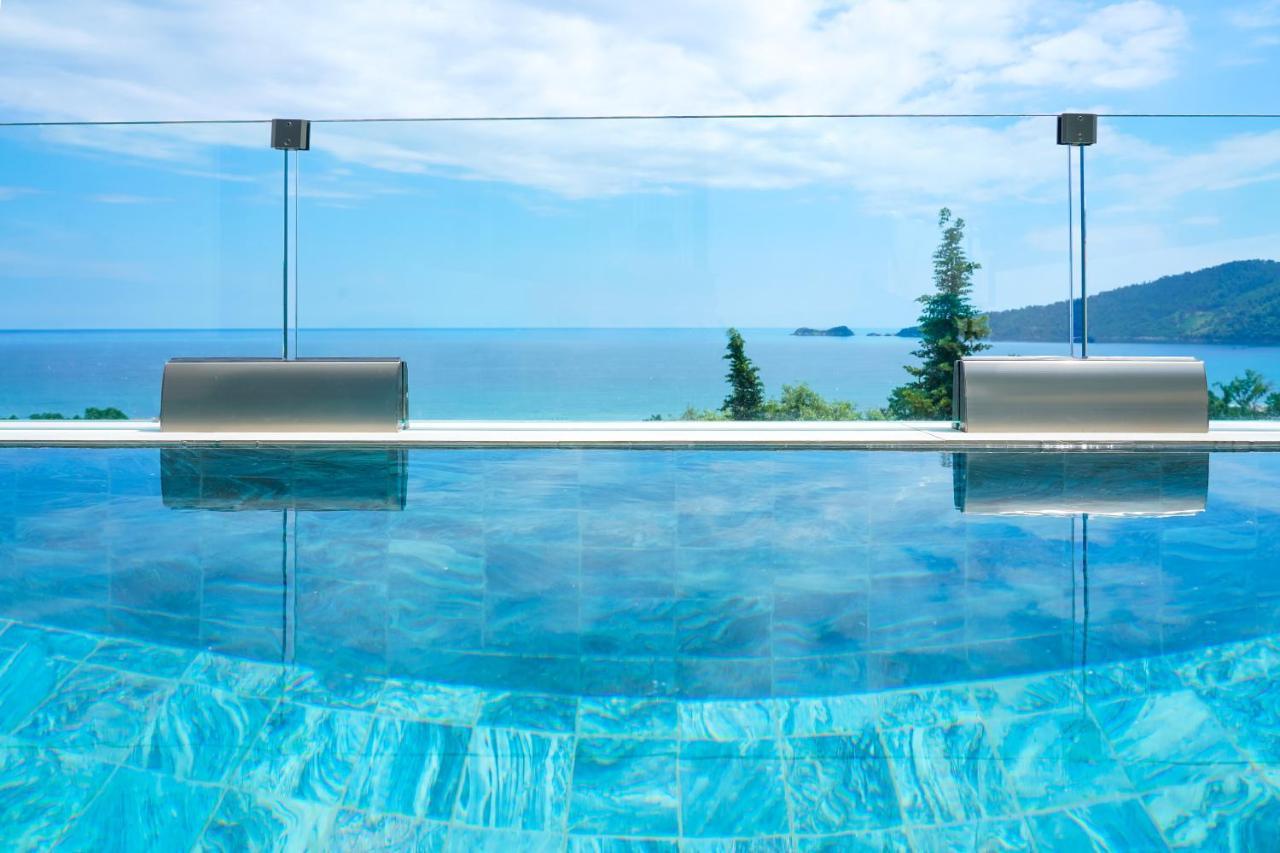 Mythodea Prive Luxury Suites خْريسيا أموذيا المظهر الخارجي الصورة