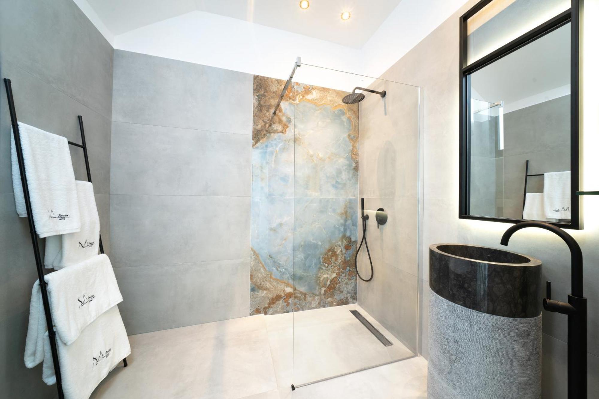 Mythodea Prive Luxury Suites خْريسيا أموذيا المظهر الخارجي الصورة