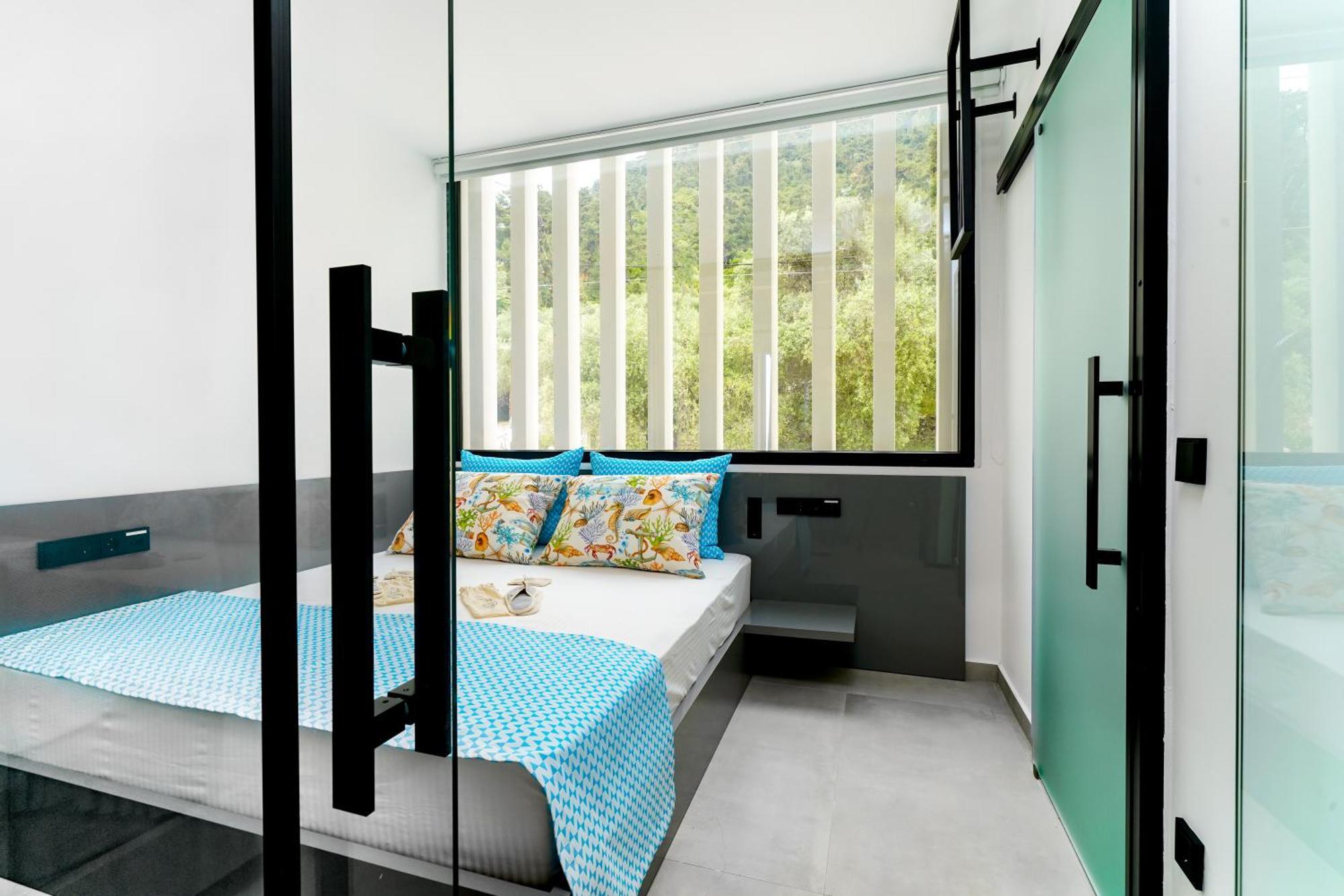 Mythodea Prive Luxury Suites خْريسيا أموذيا المظهر الخارجي الصورة