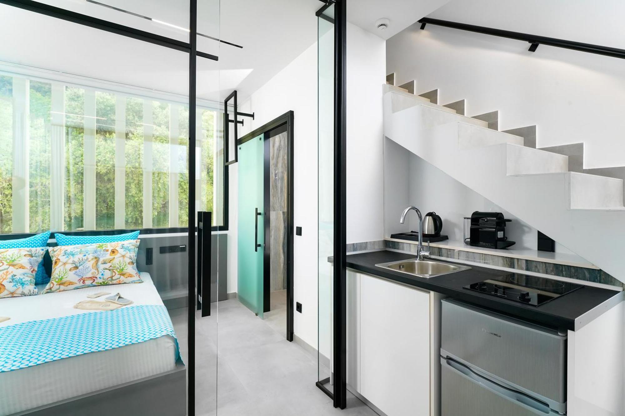 Mythodea Prive Luxury Suites خْريسيا أموذيا المظهر الخارجي الصورة