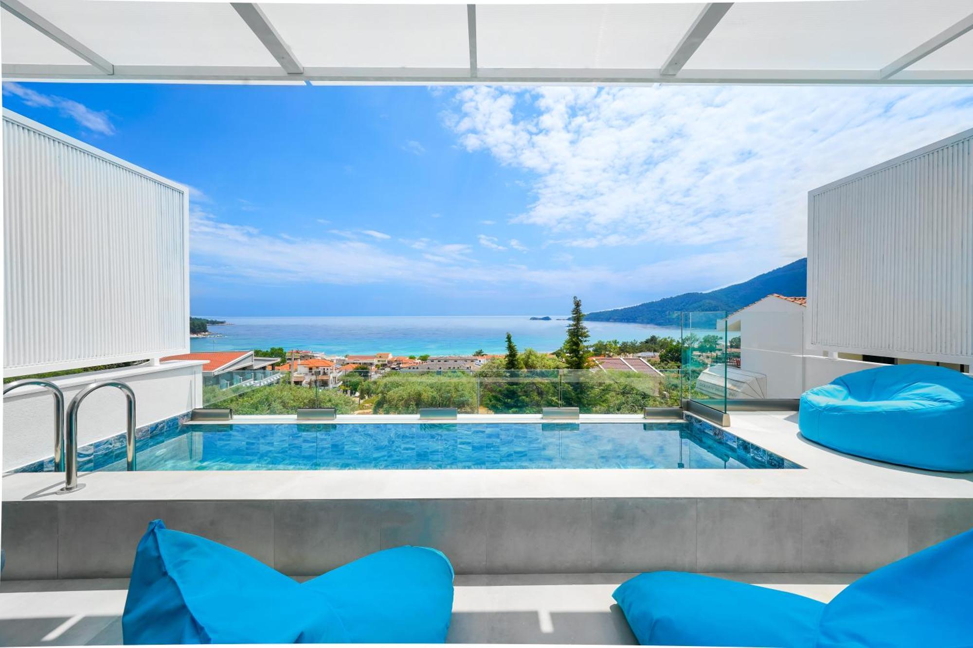 Mythodea Prive Luxury Suites خْريسيا أموذيا المظهر الخارجي الصورة