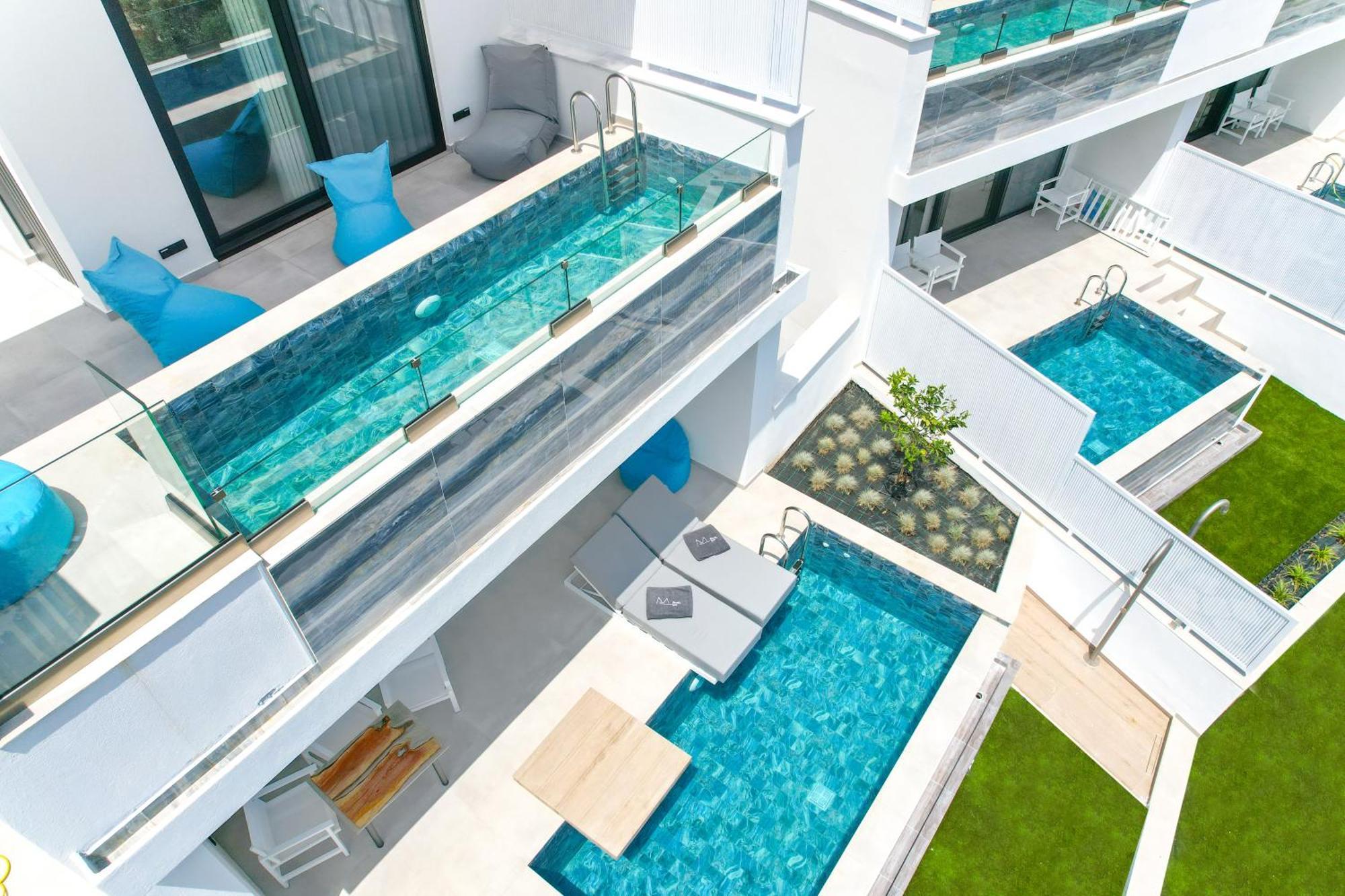 Mythodea Prive Luxury Suites خْريسيا أموذيا المظهر الخارجي الصورة