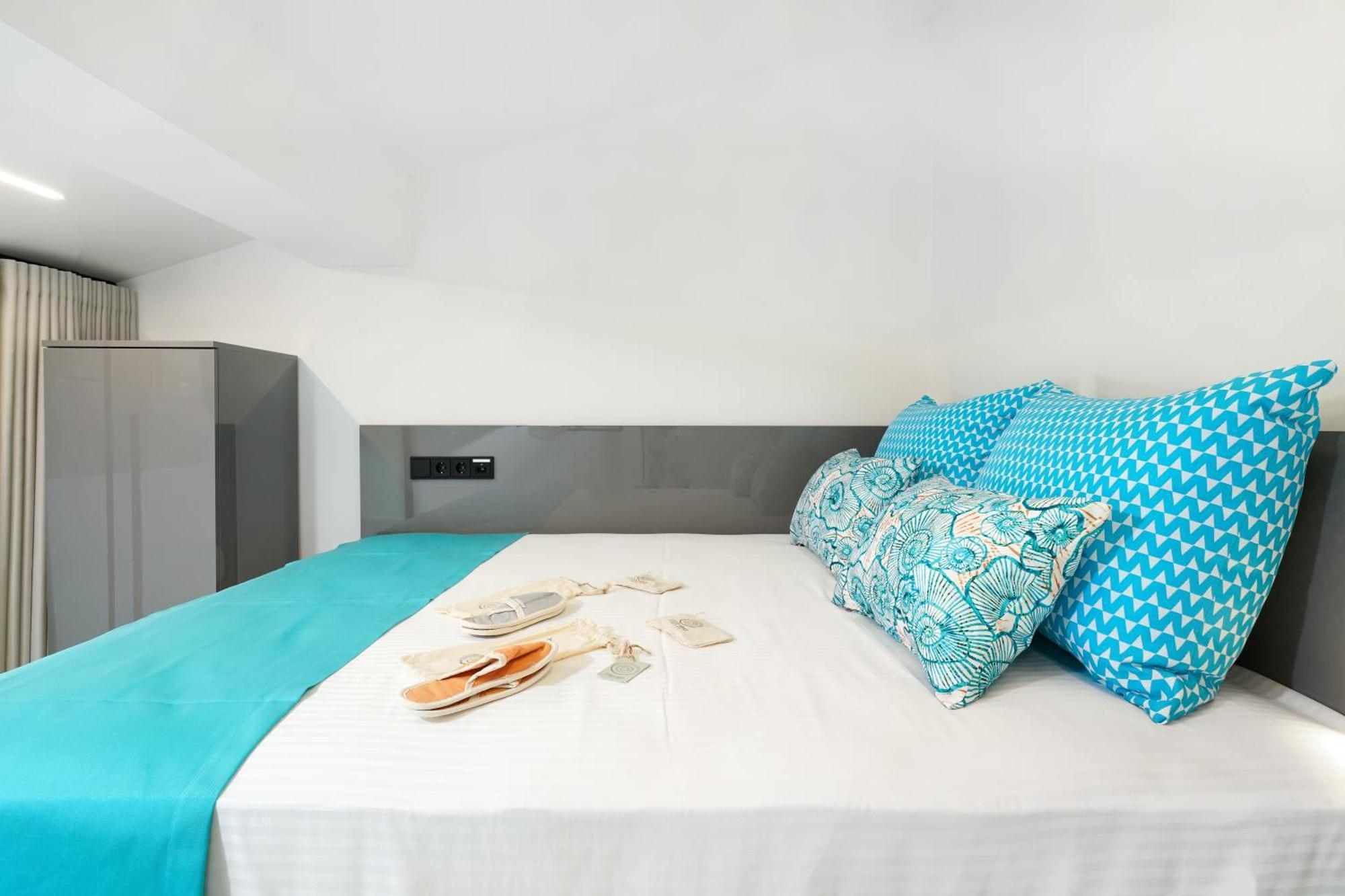 Mythodea Prive Luxury Suites خْريسيا أموذيا المظهر الخارجي الصورة