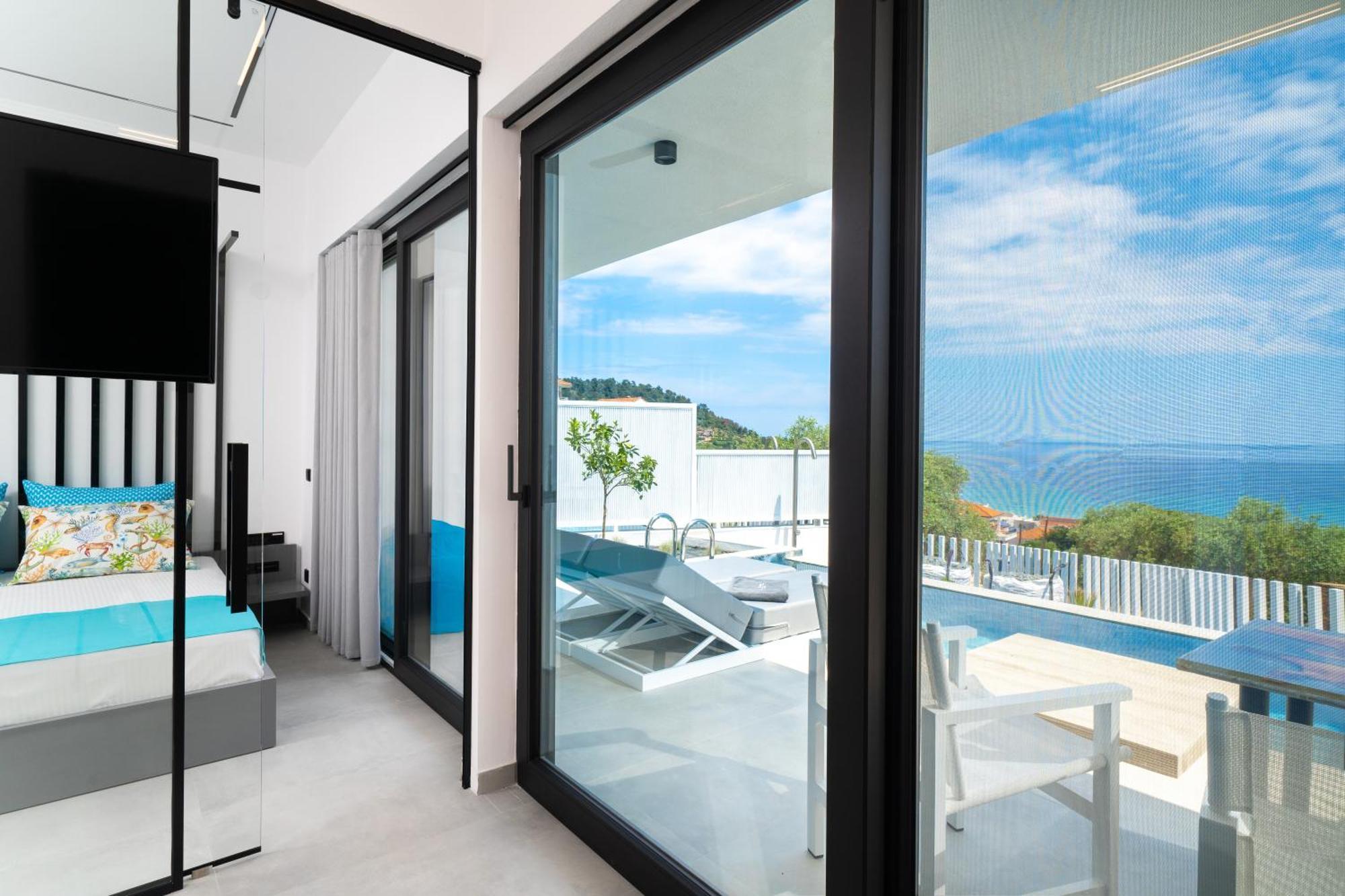 Mythodea Prive Luxury Suites خْريسيا أموذيا المظهر الخارجي الصورة