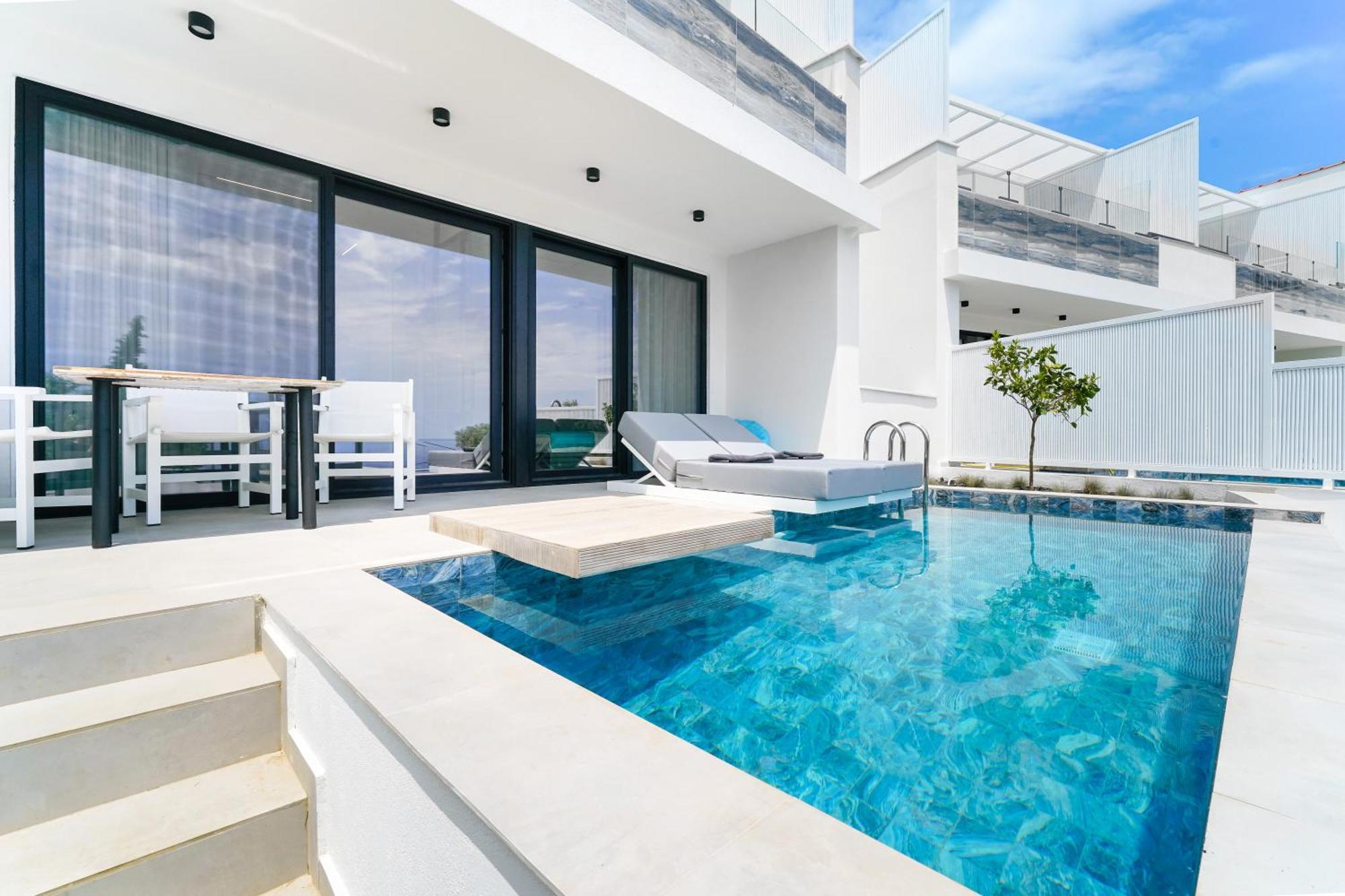 Mythodea Prive Luxury Suites خْريسيا أموذيا المظهر الخارجي الصورة